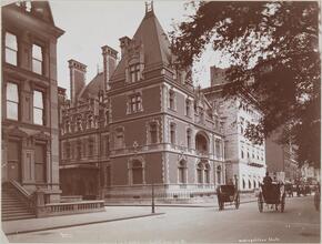 Street Scenes, 1901, 5th Ave. 60st to 60th Sts (Gerry House).