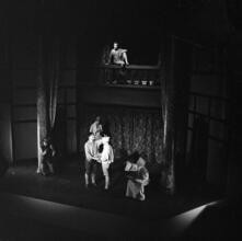 [Merrie England presents Shakespeare's Globe Theatre, New York World's Fair.]