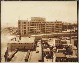 Long Island City. Metropolitan Life Insurance Company, Printing Division Building