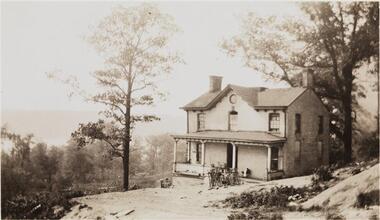 [House at 177th and Haven Avenue.]