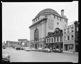 Canal Street and Bowery. Manhattan Savings Bank, view along Canal Street and rear from N.W., with Manhattan Bridge approach showing.