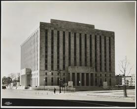 East 161st Street and Grand Concourse. Bronx Courthouse