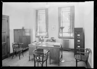 Brooklyn Law School. Registrar's office.