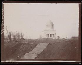 [Grant's Tomb.]