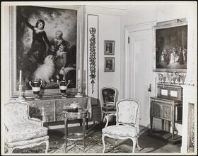 [Interior of Gracie Mansion.]