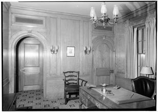 Bank of Manhattan Trust Co. Mr. Jones room to door.