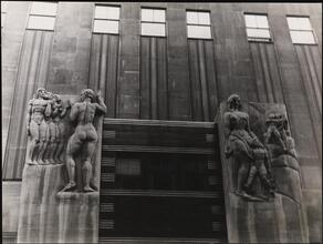 Sculpture on Radio City.