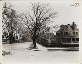[Broadway, Flushing.]