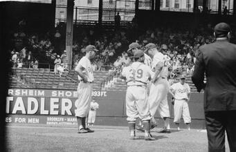 Brooklyn Dodgers vs. Cincinnati Reds