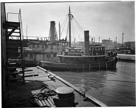 East River, Foot of East 9th Street [Variant]