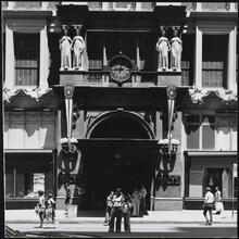 [Macy's Herald Square, original 34th Street façade.]