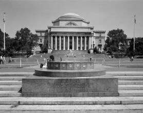 [Low Memorial Library, Columbia University.]