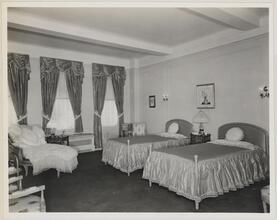 Mrs. Harry Frank, 941 Park Avenue