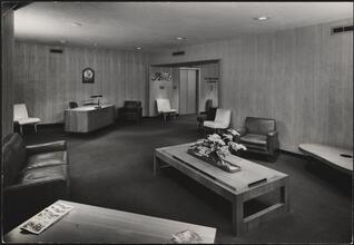 Office Building at 445 Park Avenue [Ford Motor Company offices.]