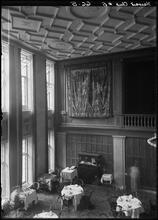 Dining room in the Harvard Club.