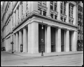 195 Broadway at the corner of Dey Street. New York Telephone and Telegraph Building. Detail of basement stories.