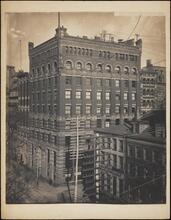 [Broadway at Wall Street.]