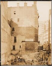 South-West Corner 63rd St. and Madison Ave. East Gable Wall to 22 East 63rd Street