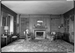 Alice Duer Miller [residence]. 450 East 52nd Street, N.Y.C. Living room fireplace.