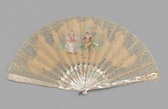 Folding fan of cream lace and painted cream silk leaf