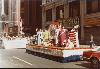[Korean Parade.]