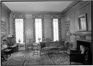 Mrs. Walter Sullivan [residence]. Library toward windows.