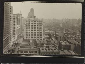[Lexington Avenue north from 42nd Street.]