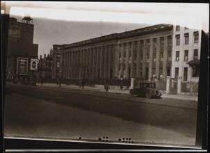 [London Terrace.]