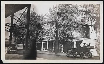 [Kingsbridge Hotel.]