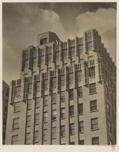 424 Madison Avenue [Upper setback.]