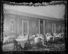 42nd Street and Lexington Avenue. Hotel Commodore, detail of dining room.