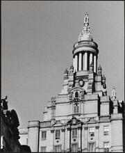 [Looking skyward at the San Remo Apartments, 145-146 Central Park West.]