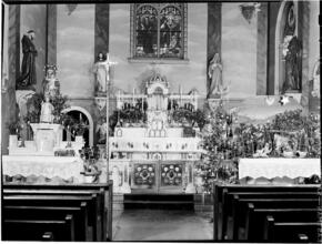 [Altar decorated for Christmas.]