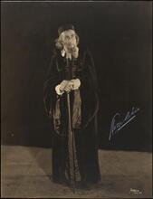 [George Arliss as Shylock in "The Merchant of Venice".]