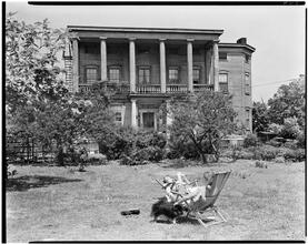 27th Avenue, no. 805, Astoria