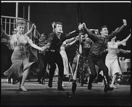 ["110 in the Shade" theater still.]