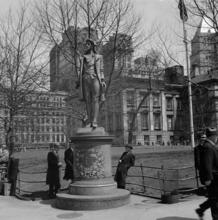 [Nathan Hale statue, City Hall Park.]