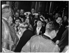 [Congregation at a religious service.]