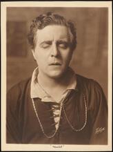 [E. H. Sothern in the title role of "Hamlet".]