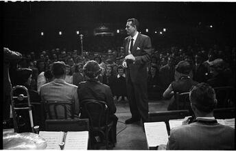 Vaughn Monroe [Monroe and band performing.]