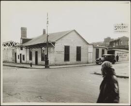 [220 Lewis Street]