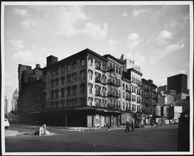 [Looking at the southeast corner of Duane and Greenwich Streets.]