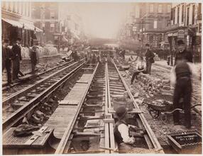 South from Howard St [Construction of the cable road on Broadway, 1891.]