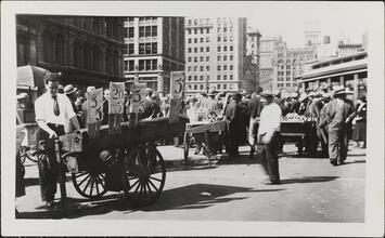 [Market at Union Square.]