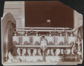 Auto Motor, Six Cylinder Naubauer.