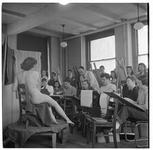 Columbia University [Students drawing a nude in art class.]