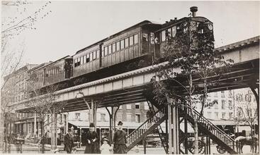 [Elevated Railroad Train at Greenwich Street.]
