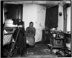 Ludlow Street cellar habitation, Dec. 1895.