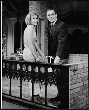 [Sally Ann Howes as Kit Sargent and Robert Alda as Al Manhaim in "What Makes Sammy Run?".]