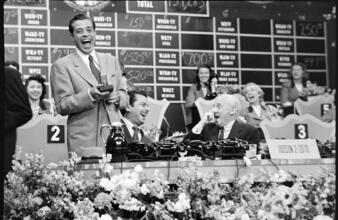 Milton Berle - Damon Runyon Cancer Fund [Men laughing at the telethon.]